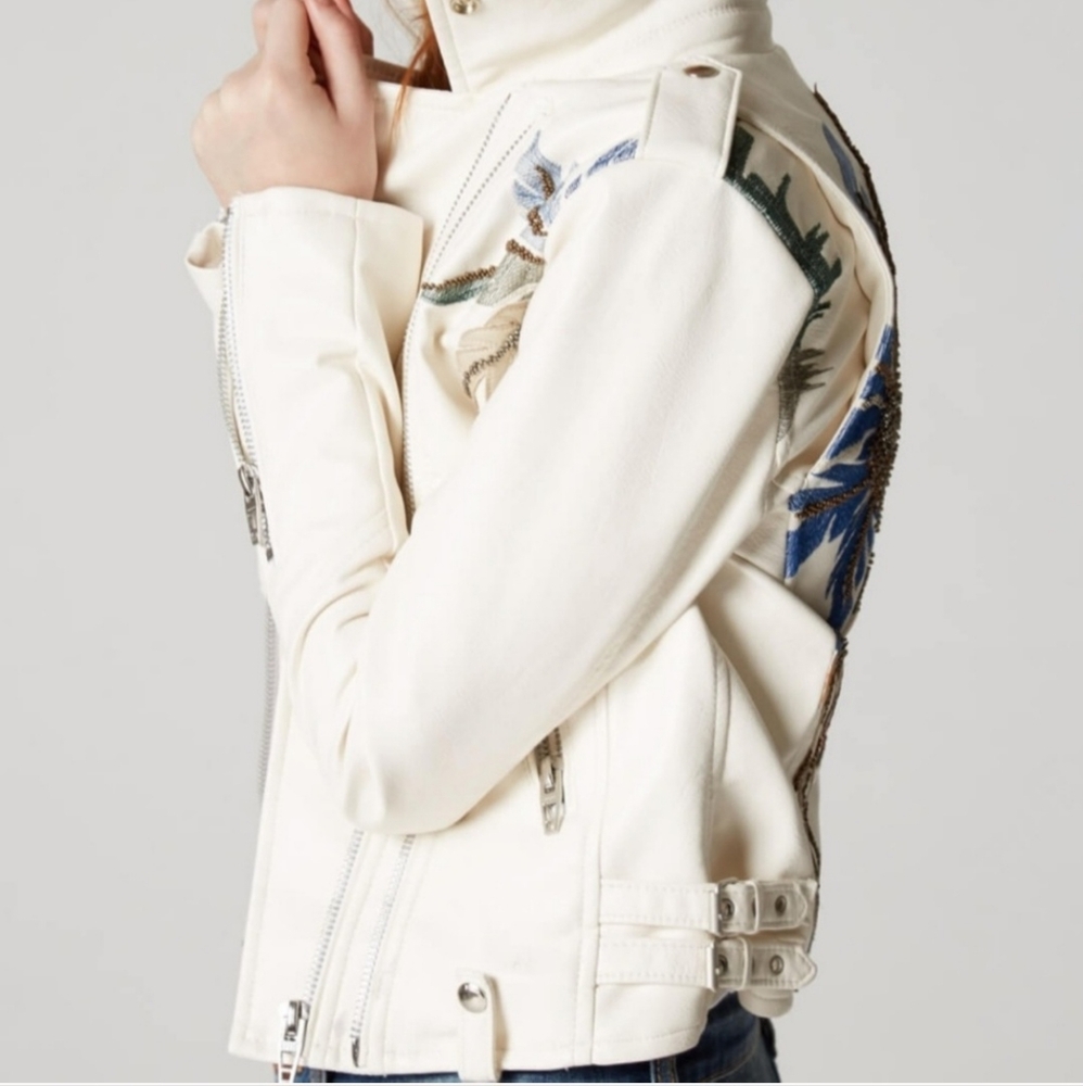 Blank NYC Palm Breeze Moto Jacket Vegan Leather Embroidered Beaded XS NWT - Picture 8 of 15